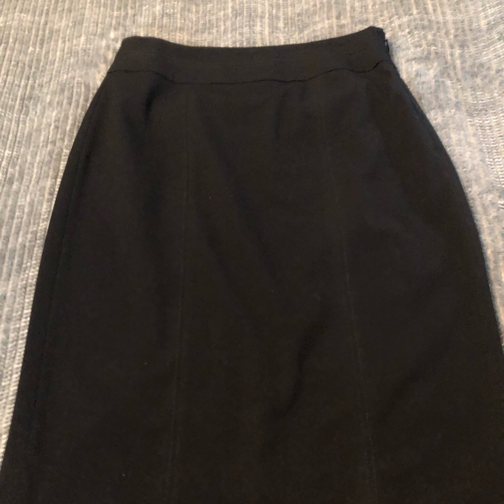 Black 22 1/2” pencil skirt